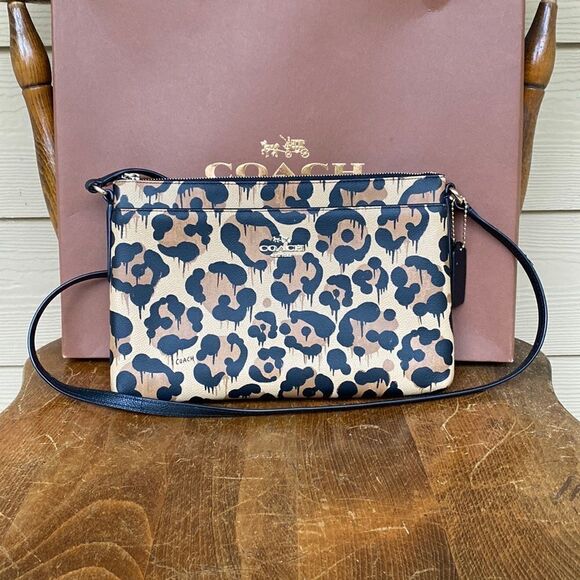 💛 HTF Coach Leopard Ocelot Print Journal CrossBody Bag - Picture 2 of 5